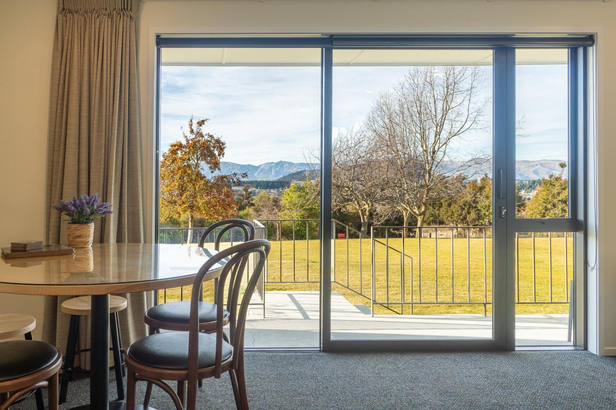 Wanaka Top 10 Holiday Park Dış mekan fotoğraf