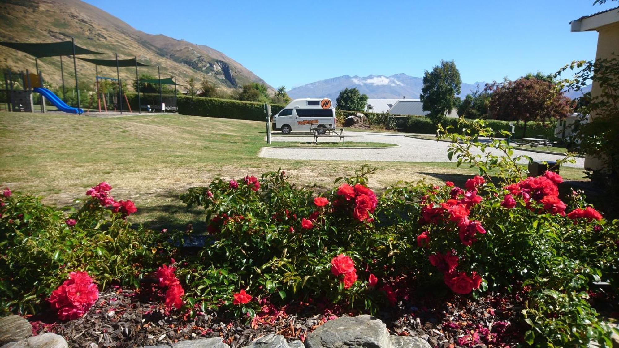 Wanaka Top 10 Holiday Park Dış mekan fotoğraf