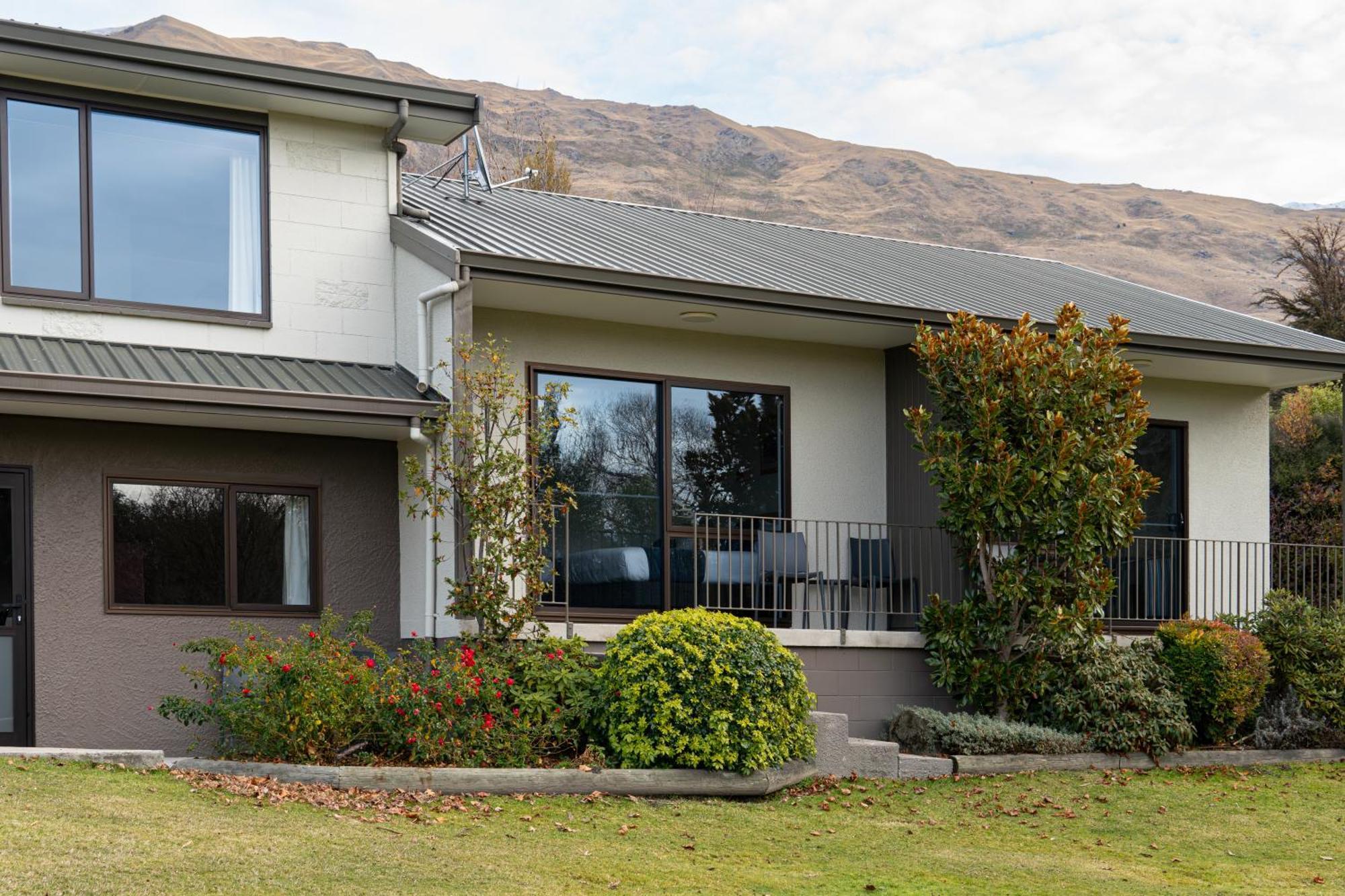 Wanaka Top 10 Holiday Park Dış mekan fotoğraf